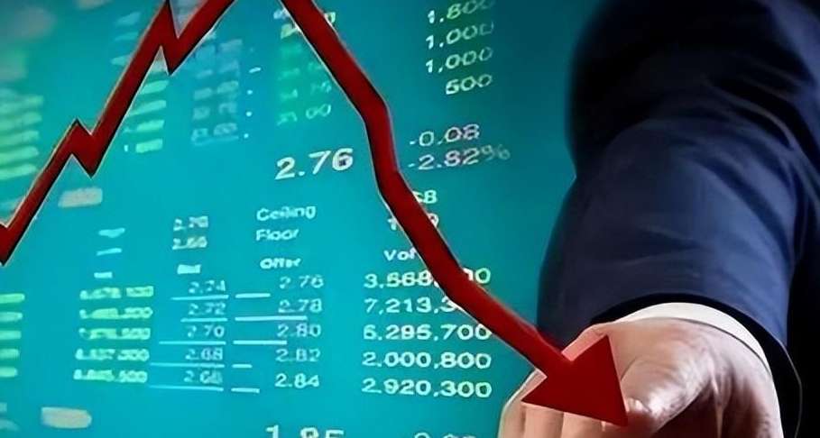 Ruble Plunges: What's Driving the Sell-Off?