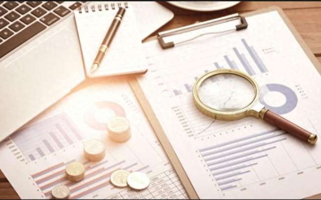 Understanding and Analyzing Economic Cycles